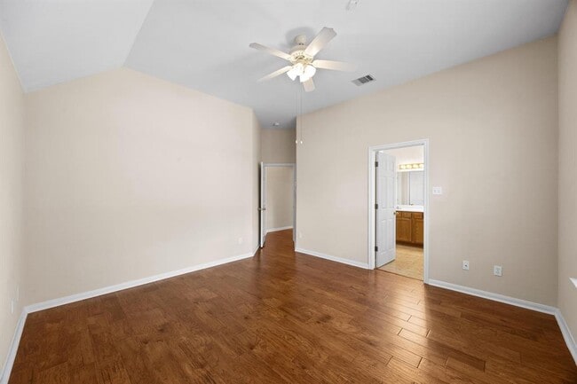 Building Photo - 3808 Noe Ln