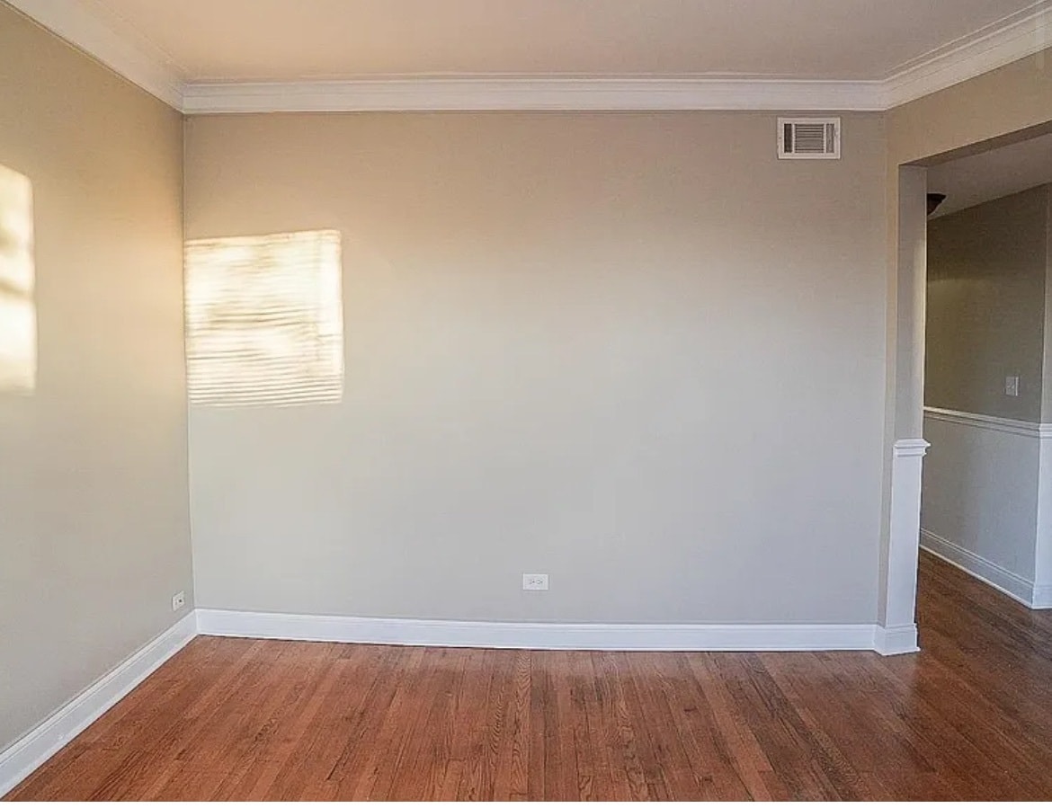 Building Photo - 6225 S Rhodes Ave