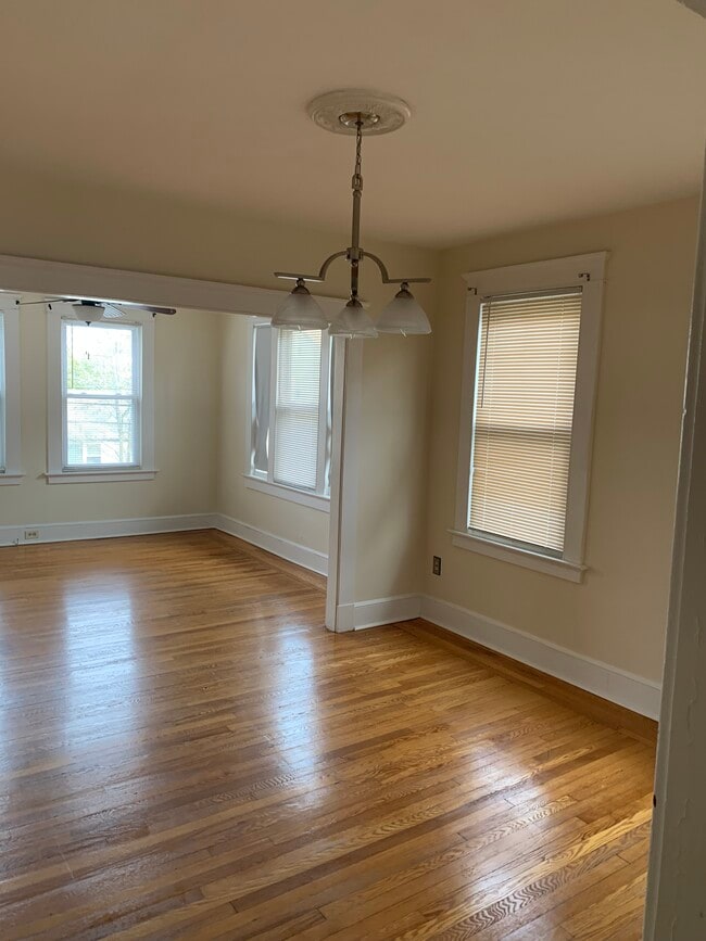 Building Photo - 48 Turner Ave