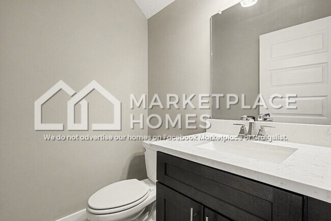 Building Photo - 2437/109 Bell St