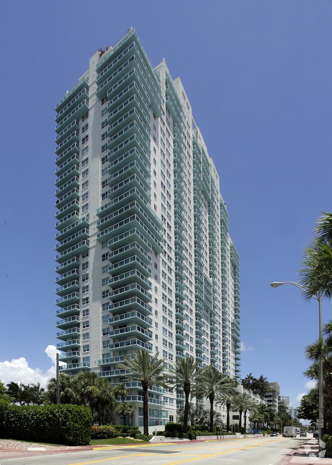 Building Photo - The Floridian