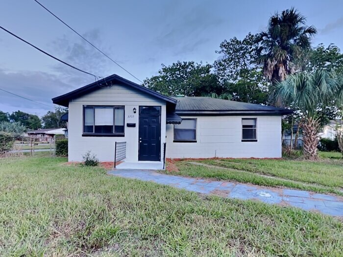 Primary Photo - 3705 Freeman Rd