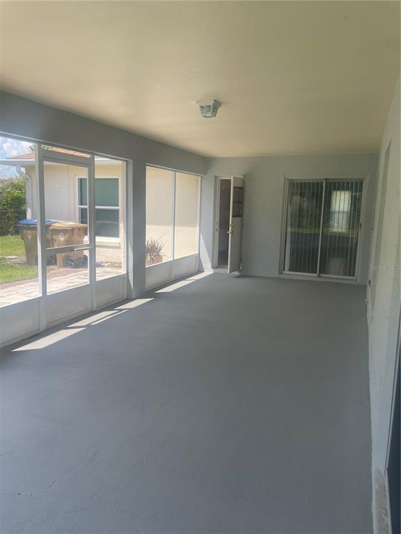 Building Photo - 116 Crescent Ct