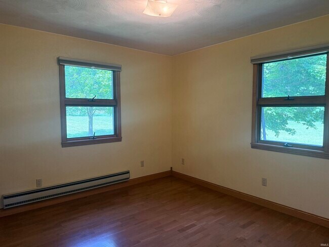Building Photo - 16907 Indianapolis Rd