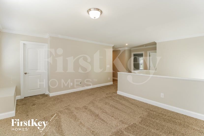 Building Photo - 2802 Fallin Ct