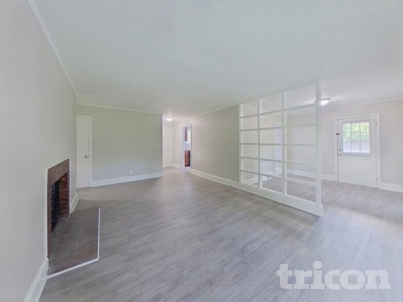 Building Photo - 5530 Wedgewood Dr
