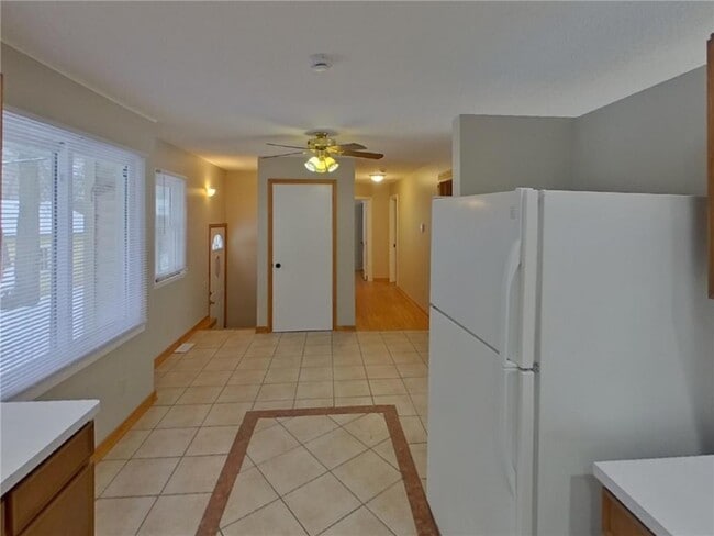 Building Photo - 2605 Eastman Dr