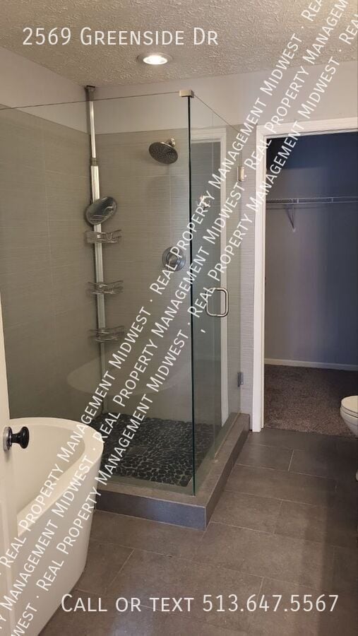 Building Photo - 2569 Greenside Dr