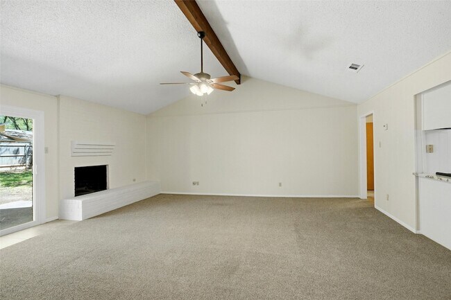 Building Photo - 2958 Columbine Dr