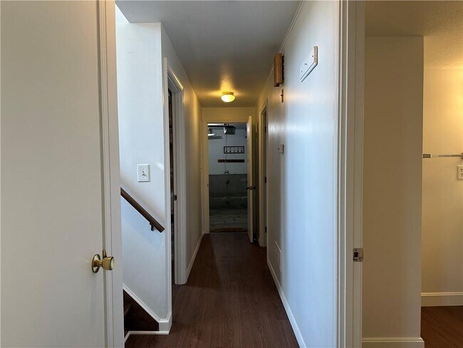 Building Photo - 11 Pocono Rd