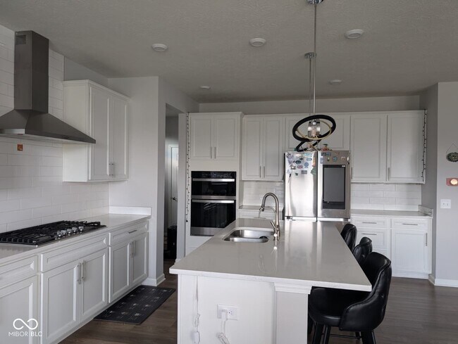 Building Photo - 6862 Sable Point Dr