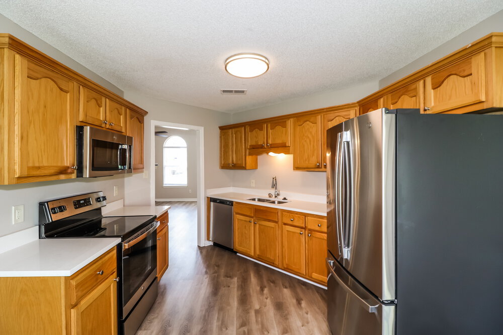 Building Photo - 1052 Mossy Knoll Dr