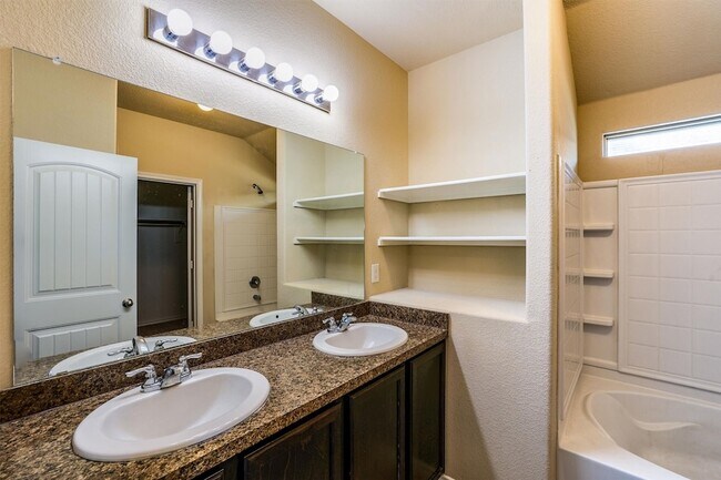 Building Photo - 6348 Eagle Lake Ct