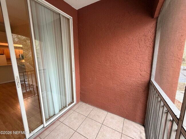 Building Photo - 10075 Gate Pkwy