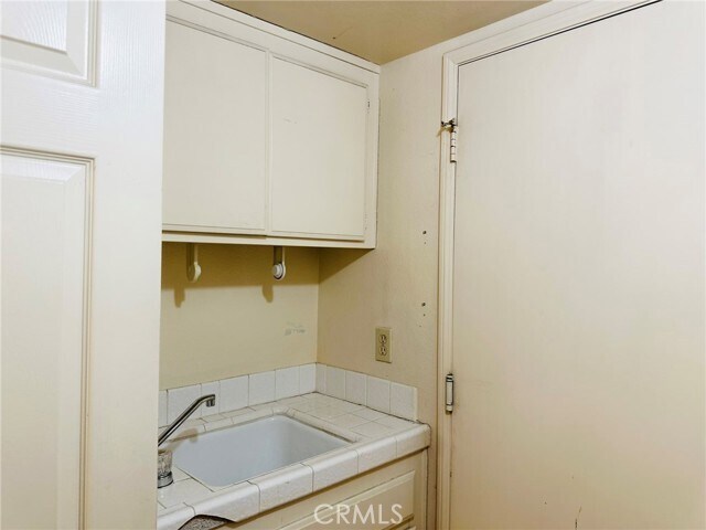 Building Photo - 26220 Windsor Dr