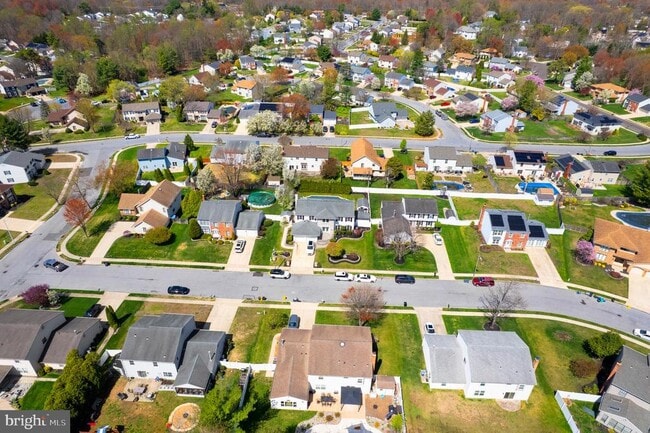 Building Photo - 5 Greenleigh Cir