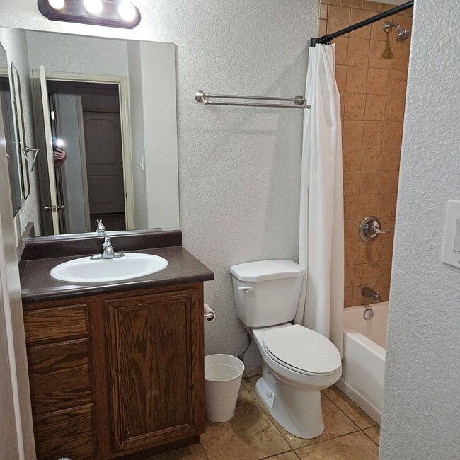 Building Photo - Rental in Araby Crossing