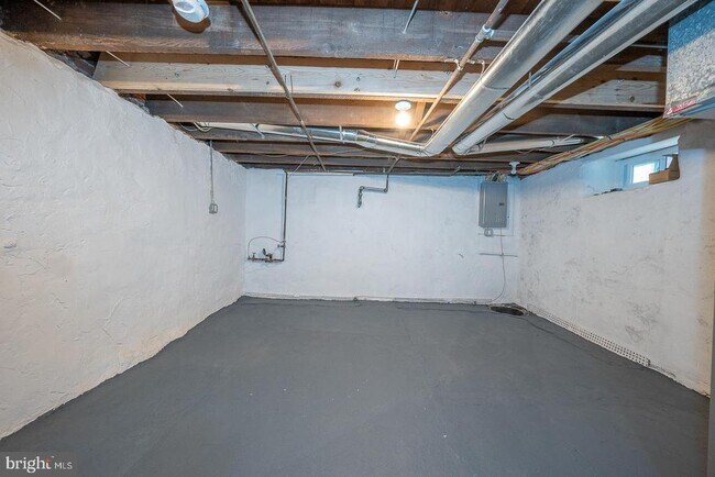 Building Photo - 145 Summit Terrace