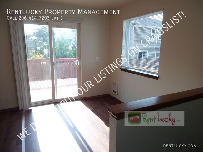 Building Photo - 1512 S Puget Dr
