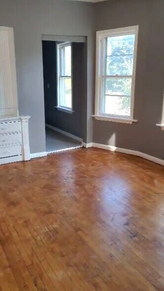 Building Photo - 312 E Townsend St