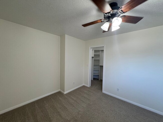 Building Photo - 156 W 100 S