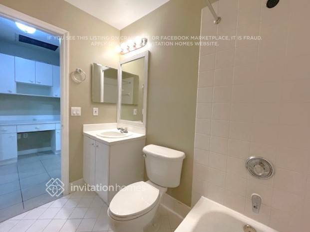 Building Photo - 13606 SW 119th Ave