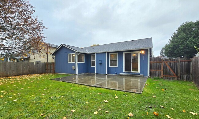 Building Photo - Lovely 3 Bedroom Marysville Rambler - 1/2 off 1st Months Rent!