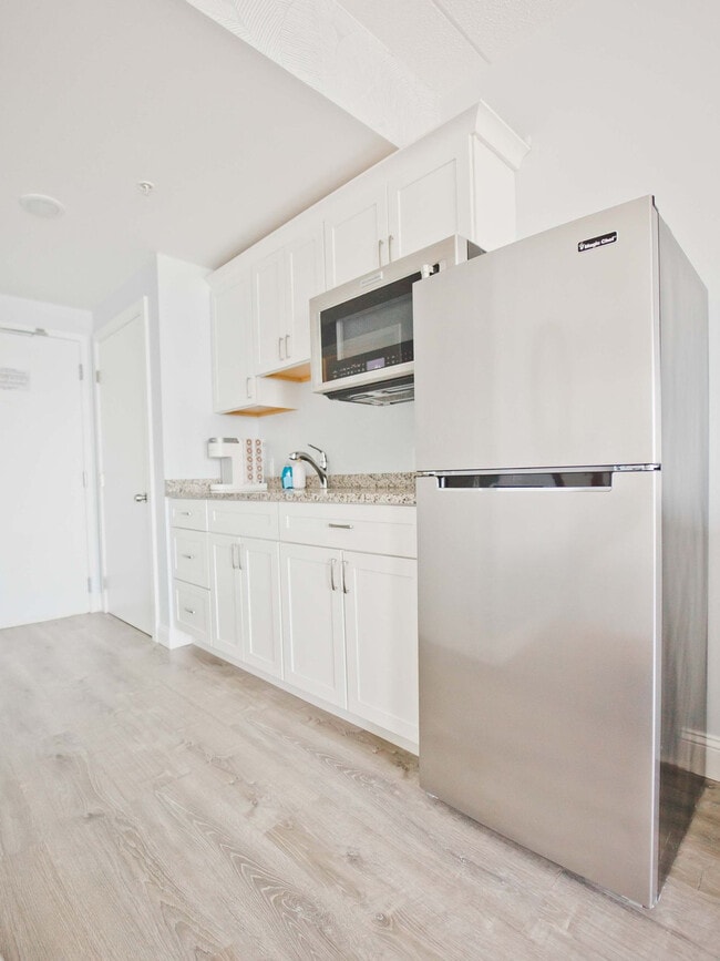 Building Photo - 703 Ocean Blvd