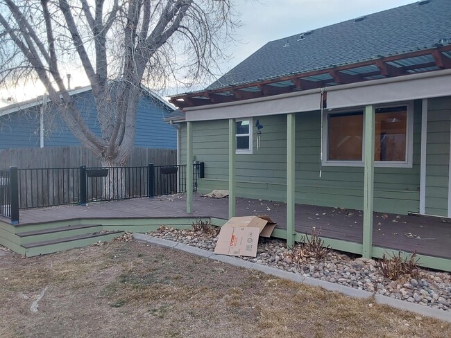 Building Photo - 611 Cornerstone Dr