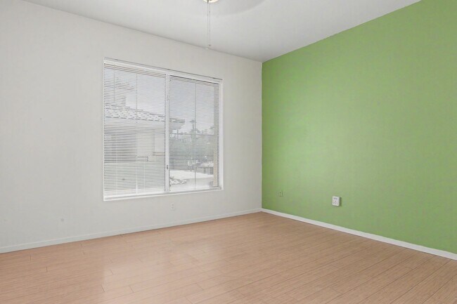 Building Photo - 7185 S Durango Dr