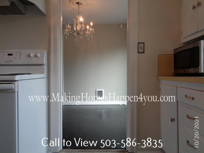 Building Photo - 1830 24th St NE