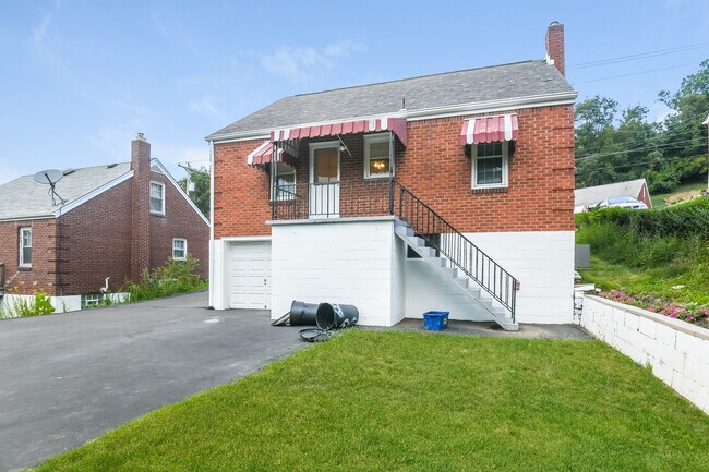 Building Photo - 622 Nordeen Dr