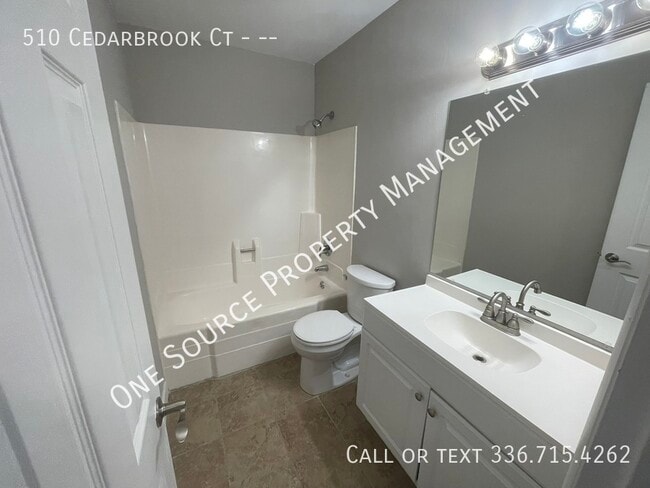 Building Photo - 510 Cedarbrook Ct