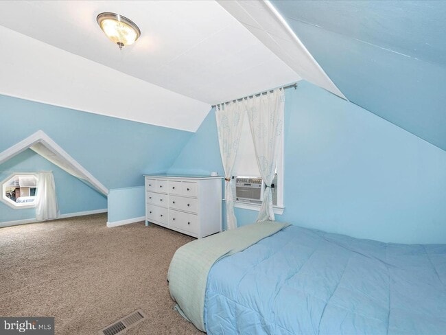 Building Photo - 413 Pangborn Blvd