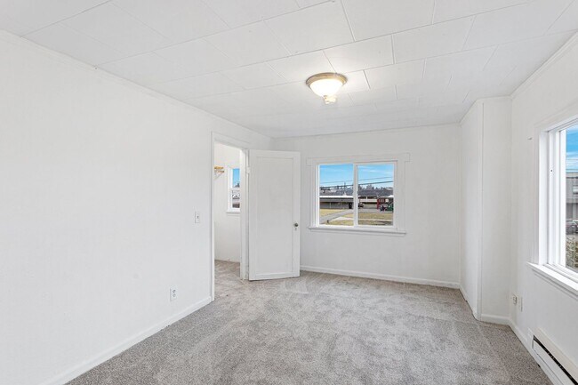 Building Photo - 1518 7th St