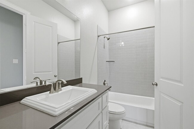 Building Photo - 3537 Ridgecross Dr