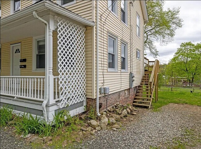 Building Photo - 4 Starr Plz