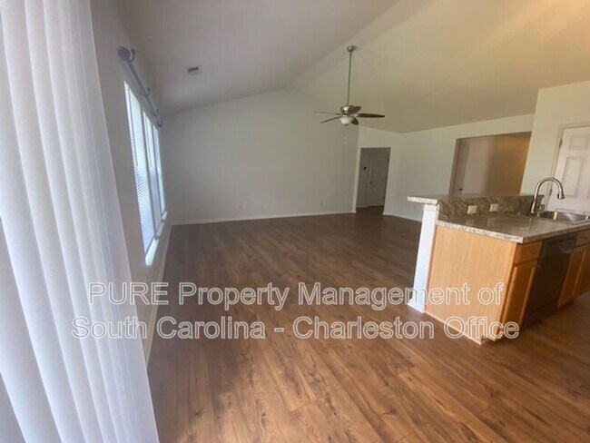 Building Photo - 1604 Ashley Ct