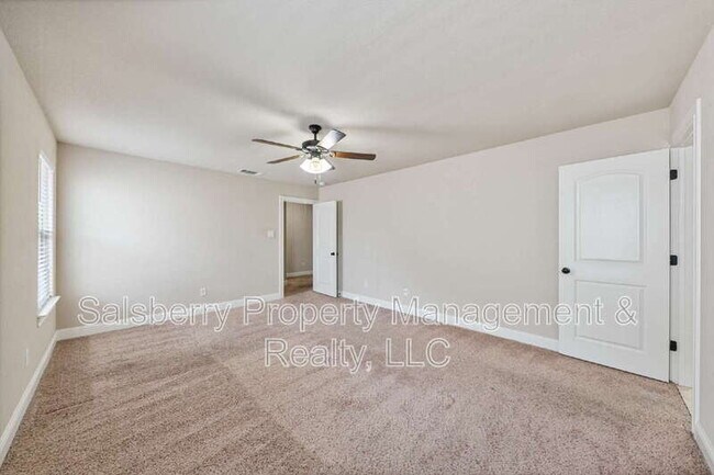 Building Photo - 4904 Ridglea Hills Ct