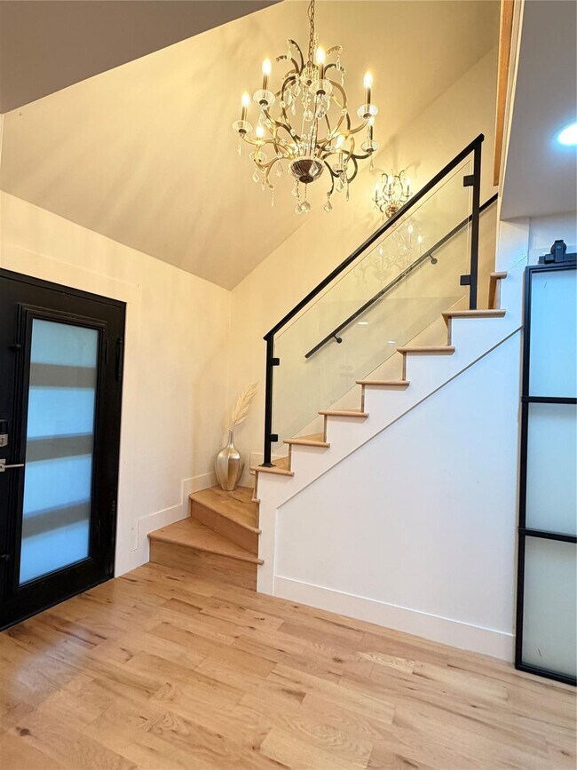 Building Photo - 7806 Rolling Acres Dr