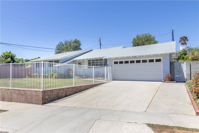 Building Photo - 11543 Swinton Ave