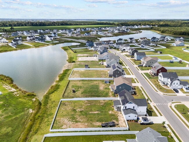 Building Photo - 105 Farmridge Wy