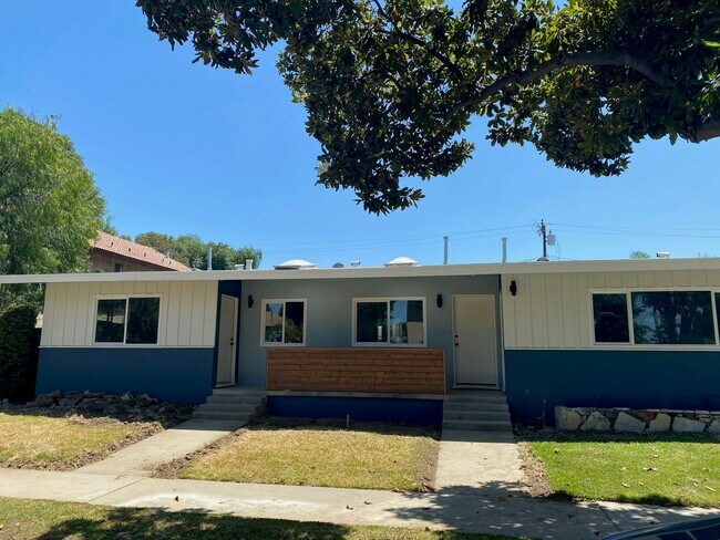 Building Photo - 150 N Roberto Ave