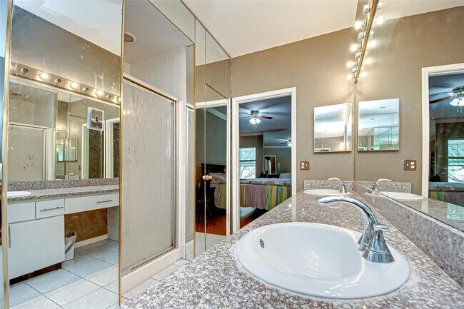 Building Photo - 6000 Reims Rd