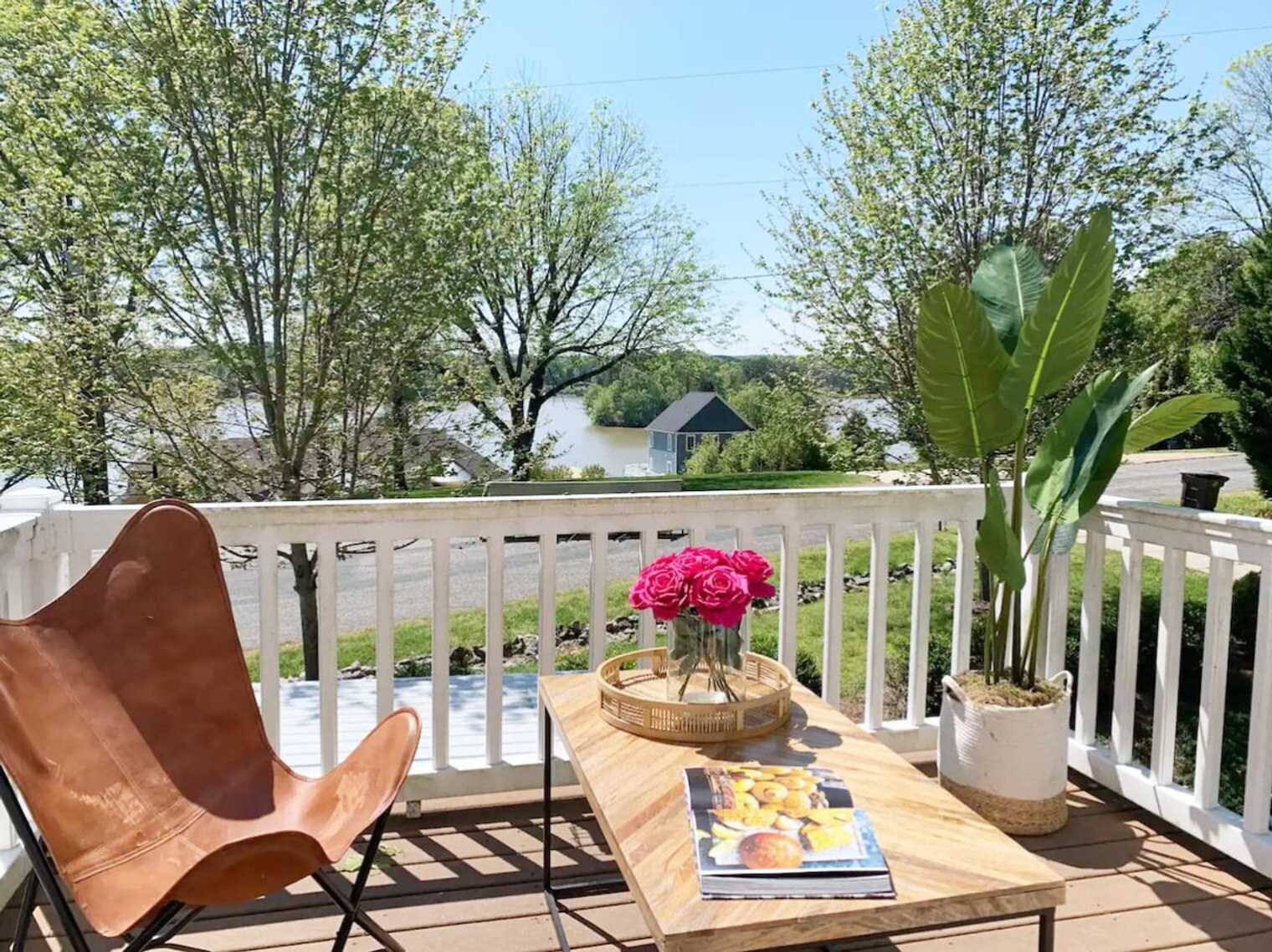 Building Photo - 555 Laurel Cove Rd