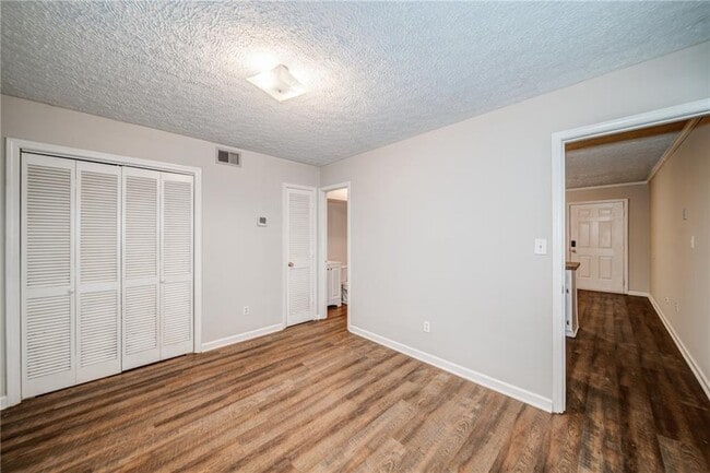 Building Photo - 341 W Griffin St