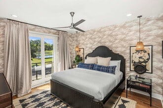 Building Photo - 1710 8th Ave S