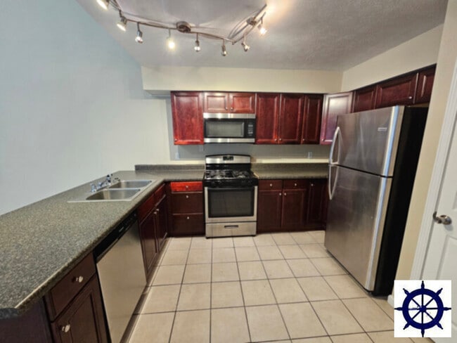 Building Photo - 519 S Hwy 22 A