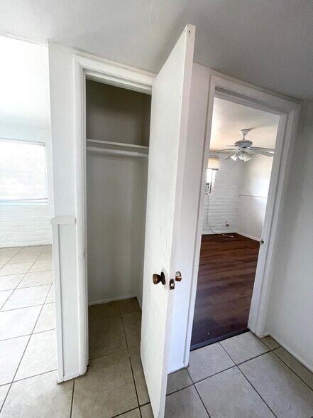 Building Photo - 4110 E Glenn St