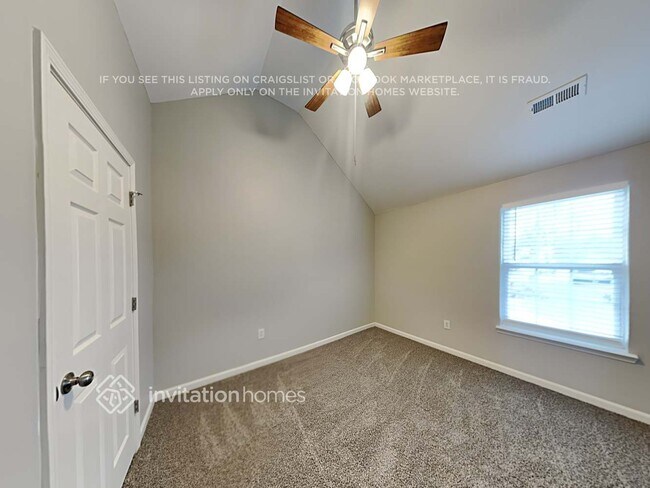 Building Photo - 3535 Anastasia Ct